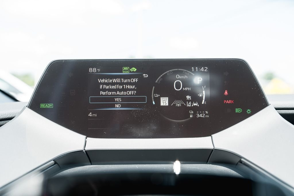 New 2026 Wind Chill Pearl Toyota SE image 14
