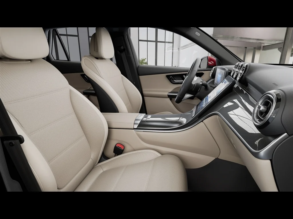 New 2027 MANUFAKTUR Patagonia Red Metallic Mercedes-Benz GLC 300 image 39