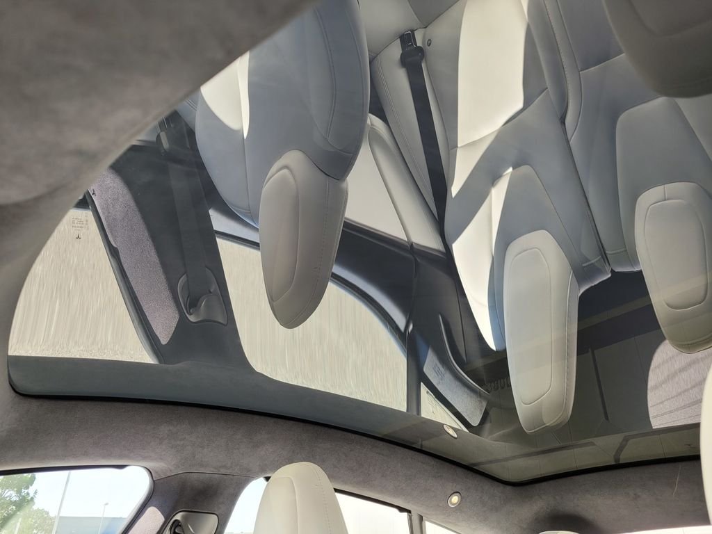 Used 2021 Black Tesla Long Range image 16
