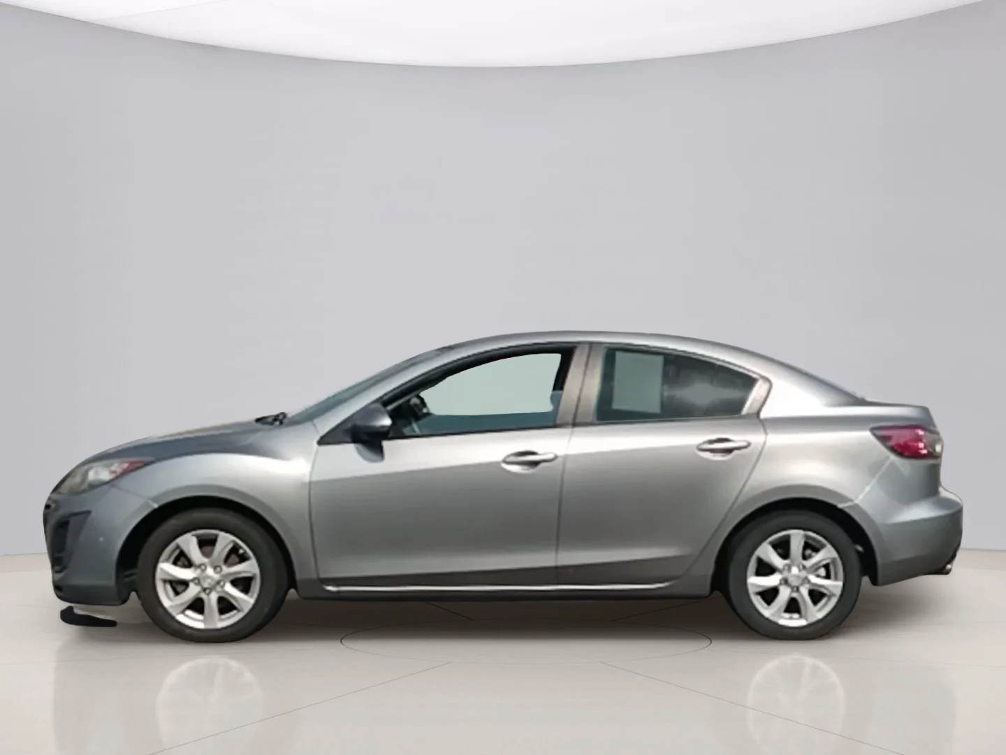 Used 2010 Silver Mazda I TOURING image 2