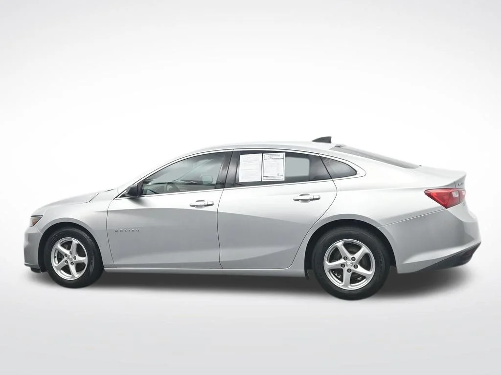 Used 2017 Silver Ice Metallic Chevrolet LS image 10