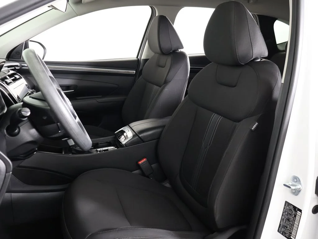 Used 2024 White Pearl Hyundai SEL image 31