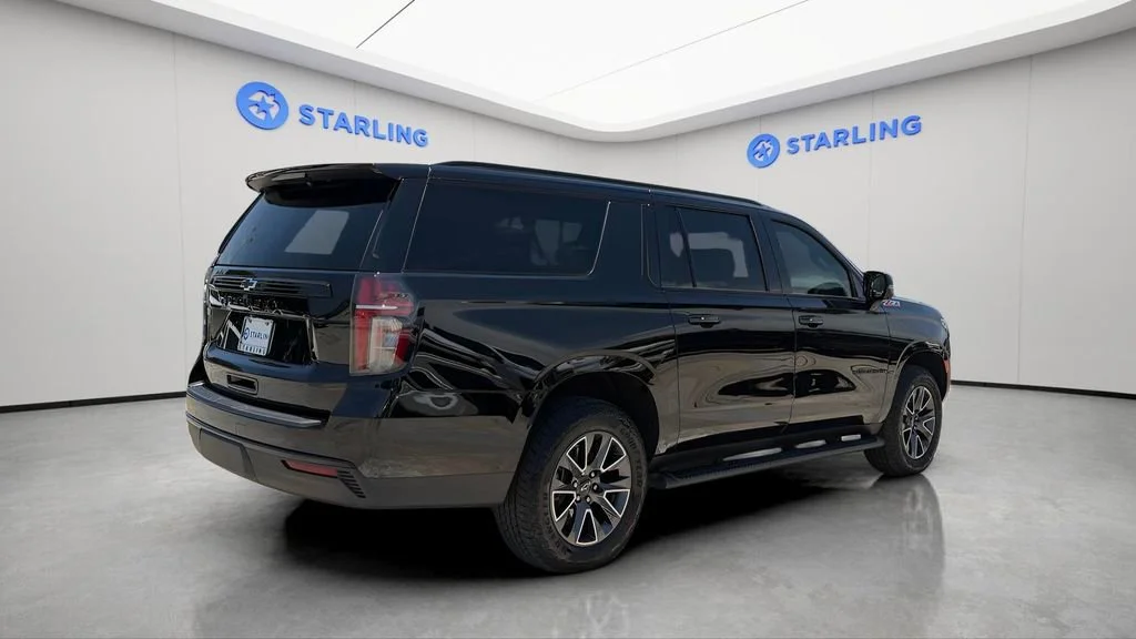 Used 2024 Black Chevrolet Z71 image 9