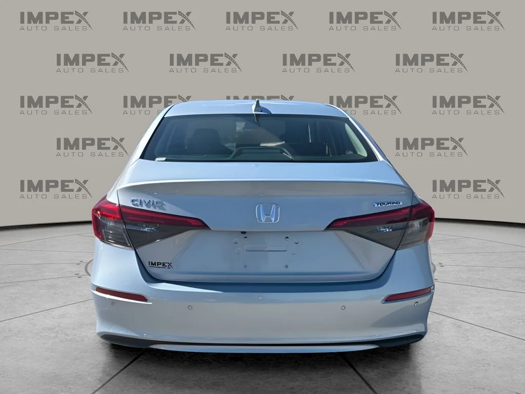 Used 2023 Silver Honda Touring image 4