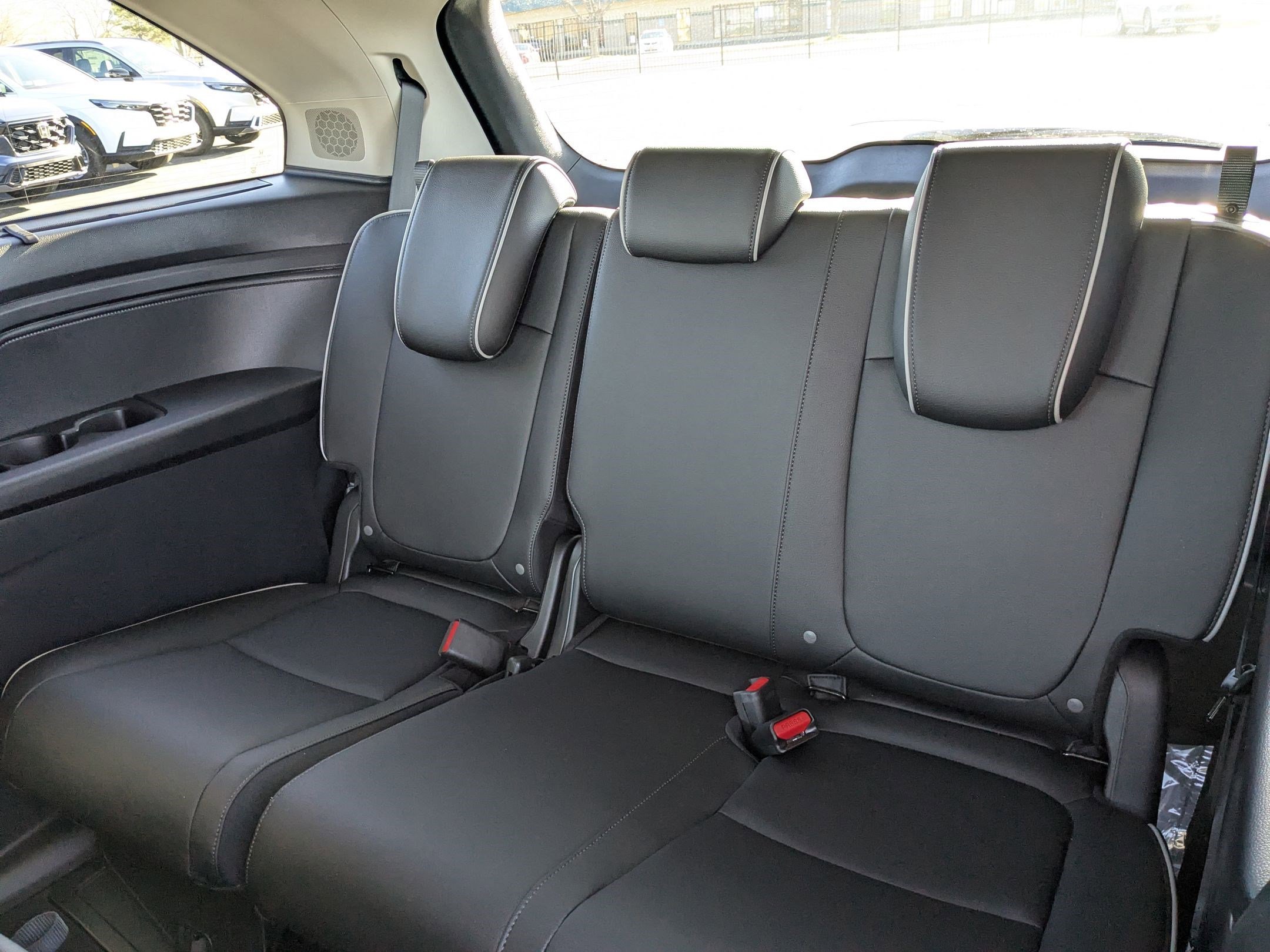 2026 Honda Odyssey Elite - Photo 18