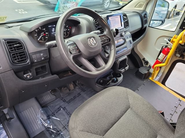 Used 2022 Blue Ram Low Roof image 13