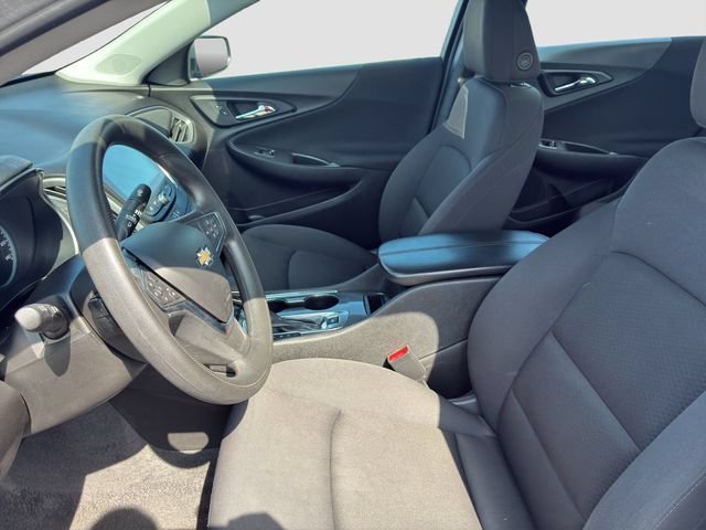 Used 2024 Sterling Gray Metallic Chevrolet 1LT image 11