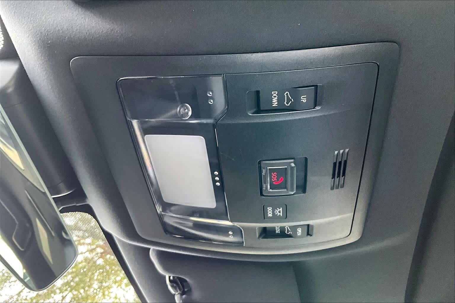 Used 2021 Ultra White Lexus F SPORT image 32