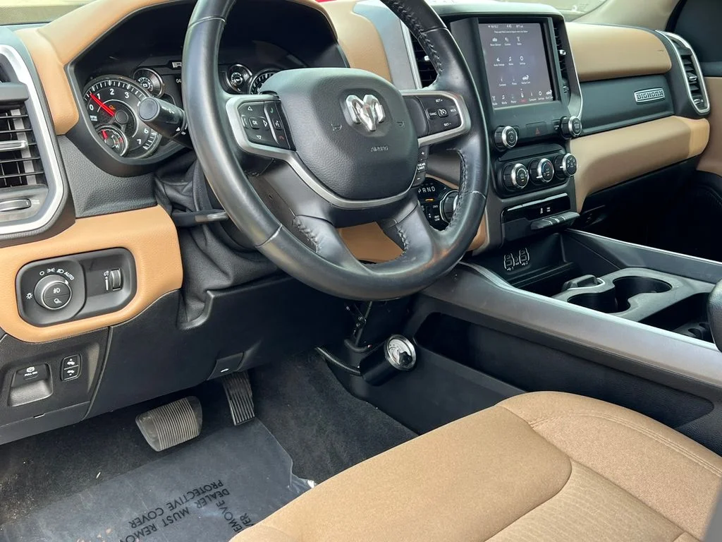 Used 2020 White Ram Big Horn/Lone Star image 18