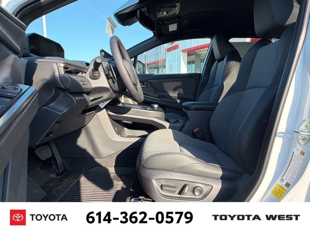 New 2026 Wind Chill Pearl Toyota XLE image 17