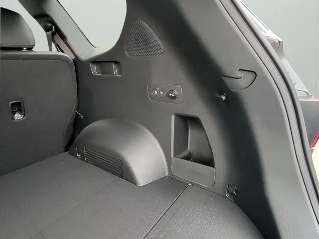 Used 2023 Gray Hyundai SEL Premium image 43