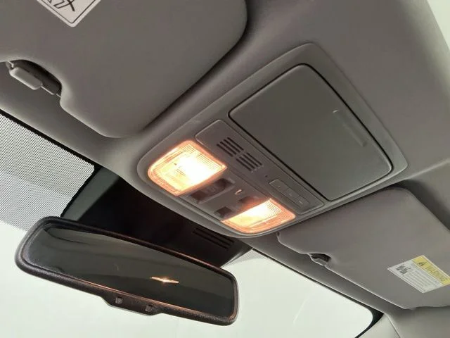 Used 2019  Honda EX-L image 22