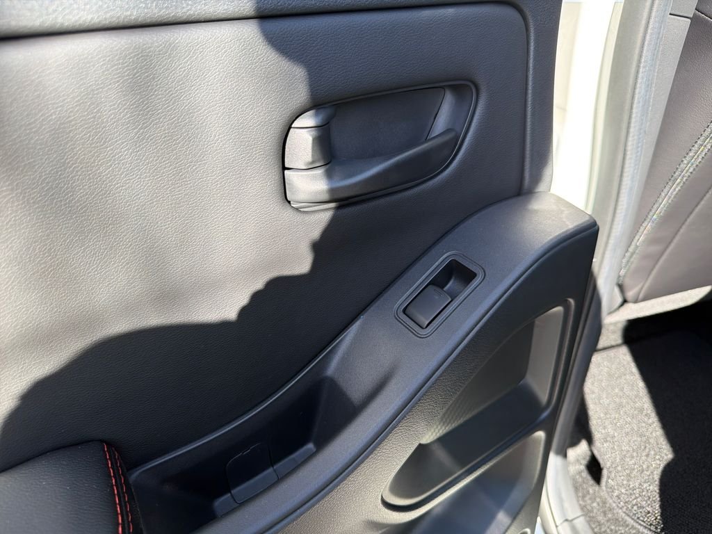 New 2026 Nissan Frontier PRO-4X 4D Crew Cab