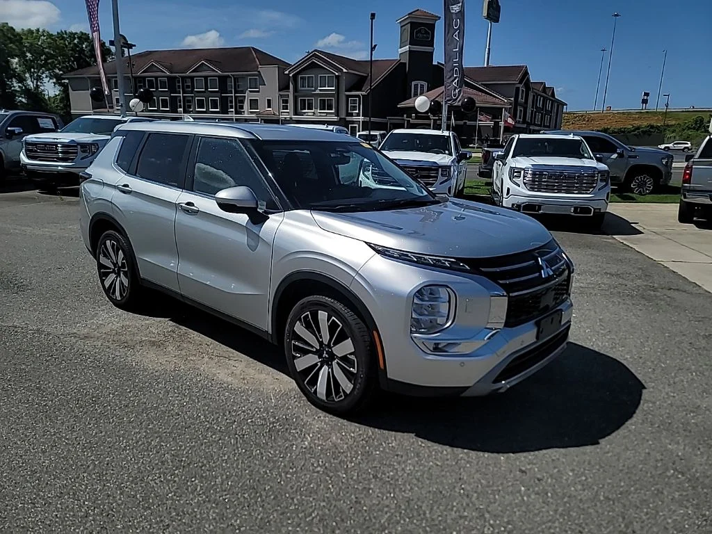 2025 Mitsubishi Outlander