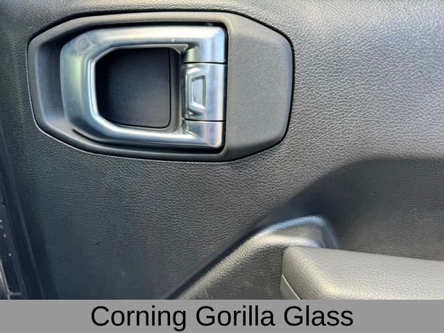 New 2026 Granite Crystal Metallic Clearcoat Jeep Willys image 23