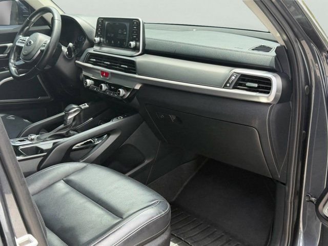 Used 2020 Gray Kia S image 13