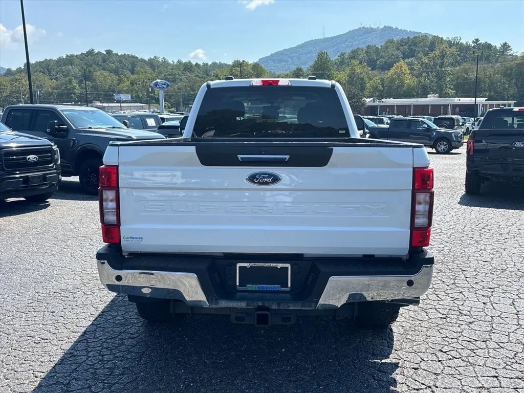 Used 2021 Oxford White Ford XLT image 6