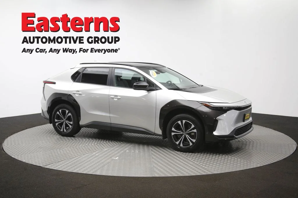 Used 2024 Silver Toyota XLE image 48