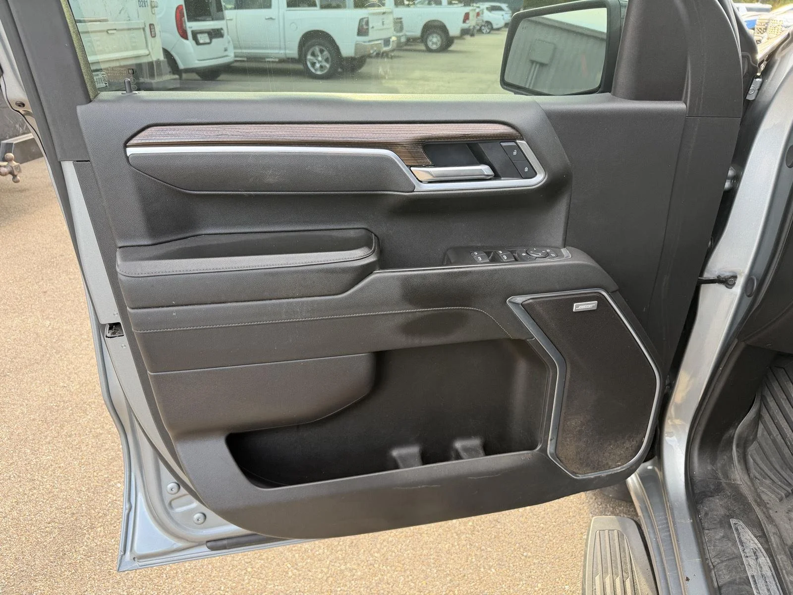 Used 2025 gray Chevrolet RST image 15