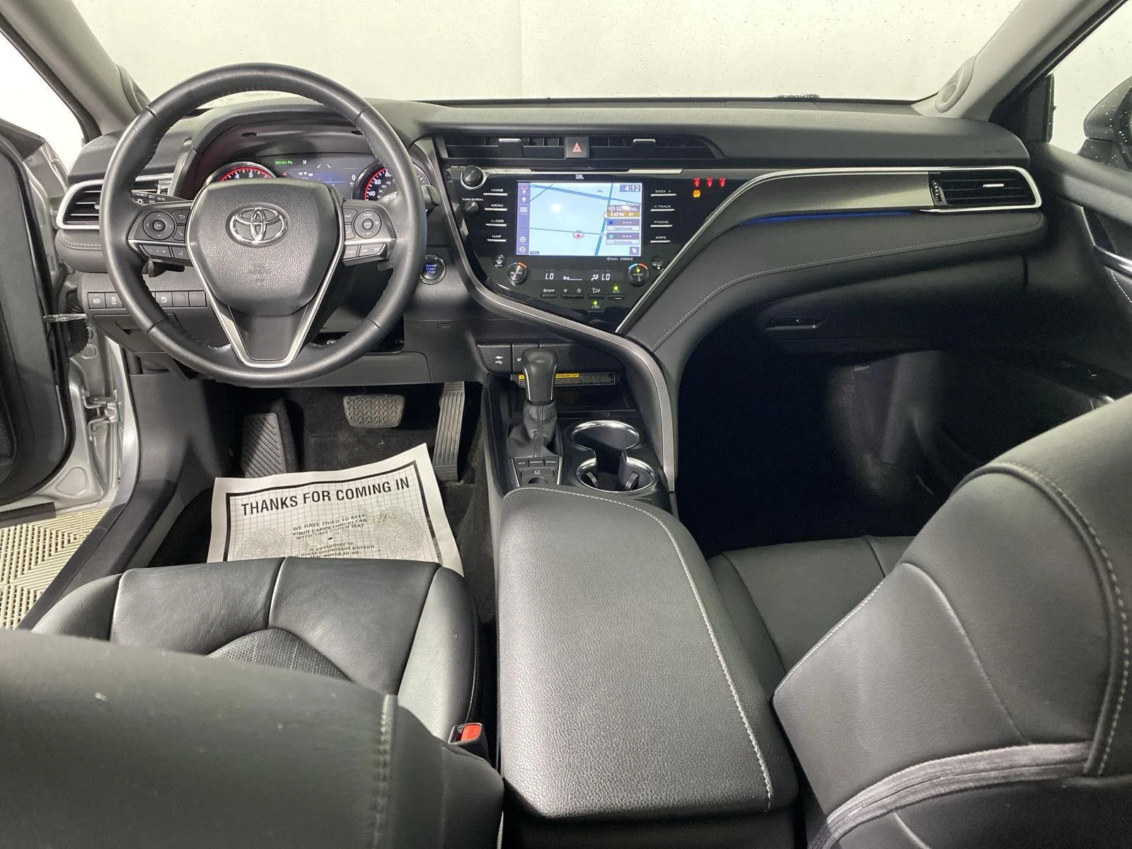 Used 2018 Celestial Silver Metallic Toyota XSE V6 image 12
