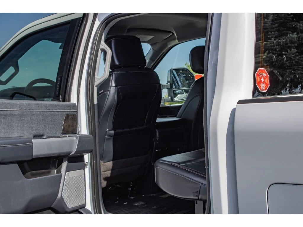 Used 2023 Oxford White Ford LARIAT image 14