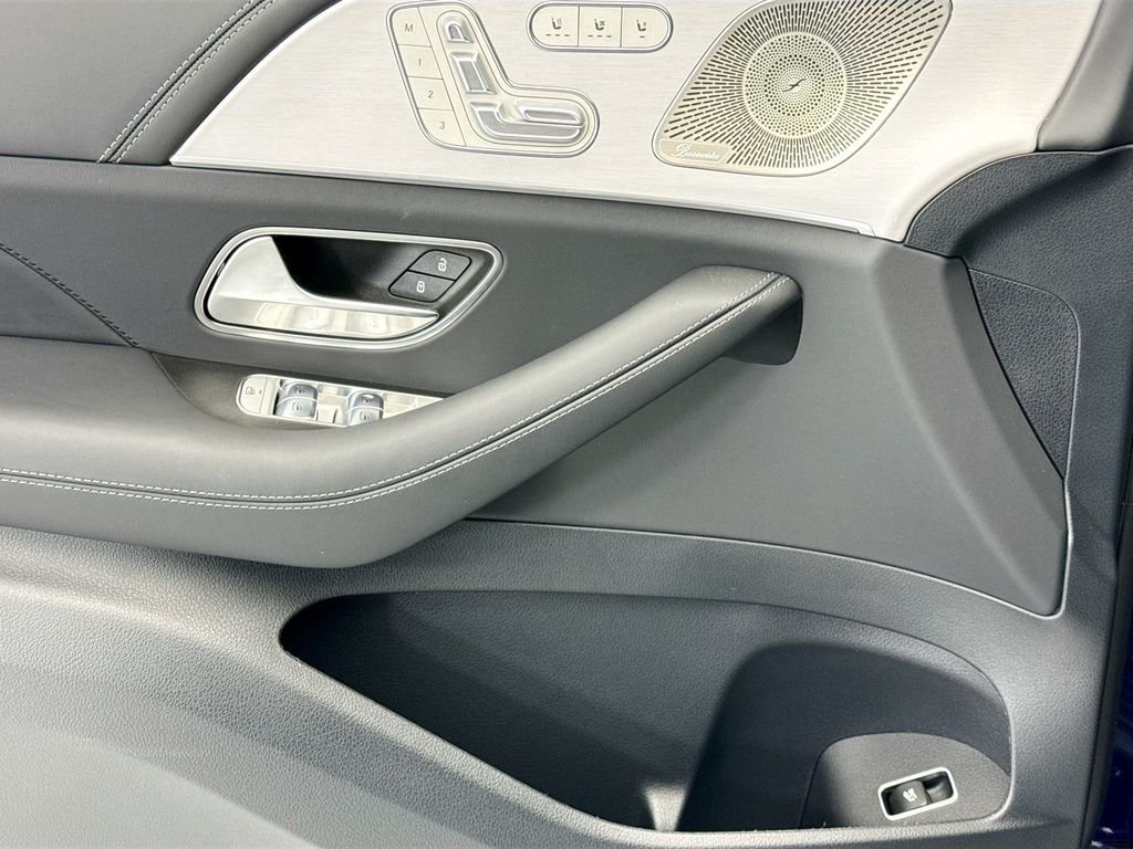 New 2026 MANUFAKTUR Mystic Blue Metallic Mercedes-Benz GLE 63 S AMG® image 22