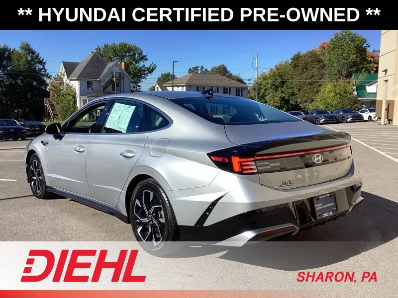 Used 2024 Silver Hyundai SEL image 5