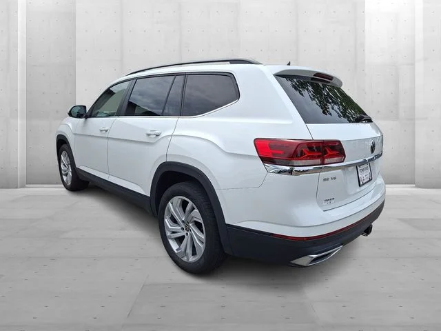 Used 2022 White Volkswagen 3.6L V6 SE w/Technology image 4
