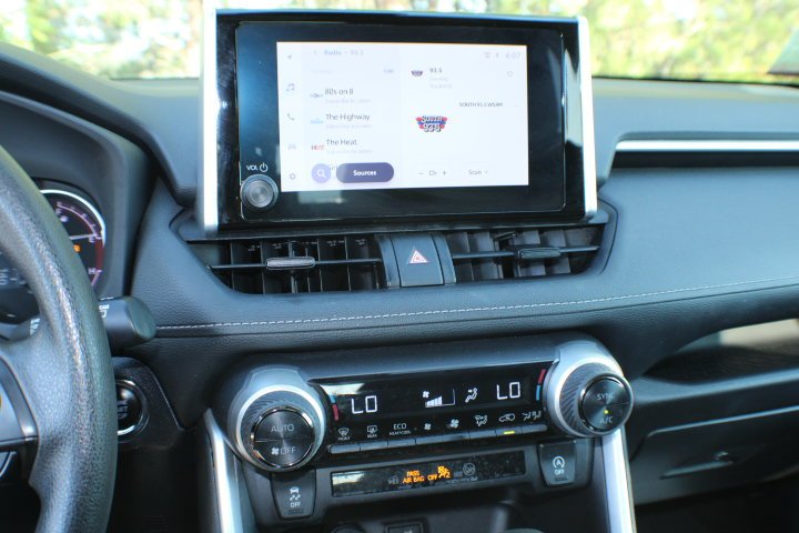 Used 2024 Ice Cap Toyota XLE image 10