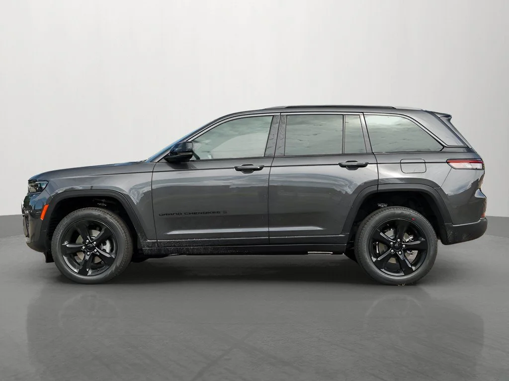 New 2026 Silver Zynith Jeep Limited image 3