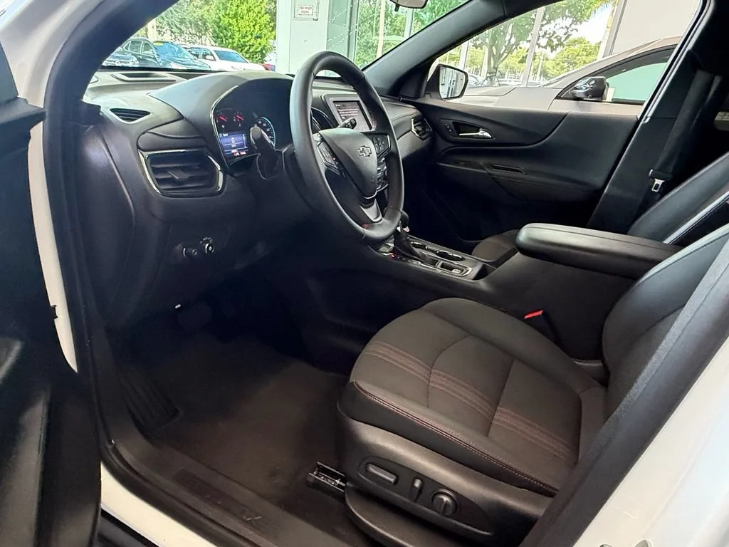 Used 2024 Summit White Chevrolet RS image 11