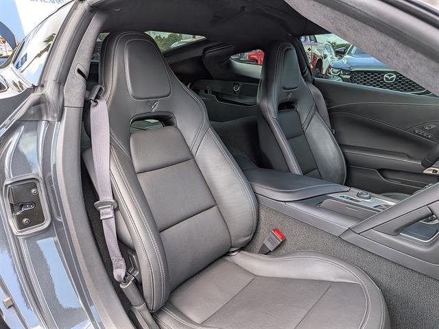 2017 Chevrolet Corvette 3LT - Photo 38