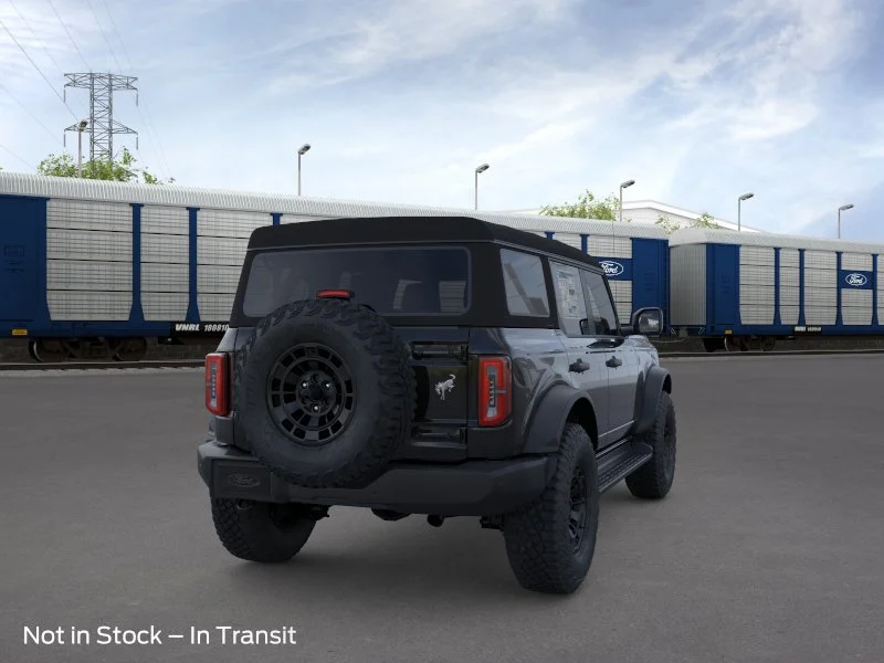 New 2026 Shadow Black Ford Outer Banks® image 8