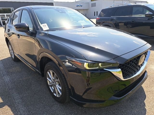 2025 Mazda CX-5 S Select Package Auto AWD's photo
