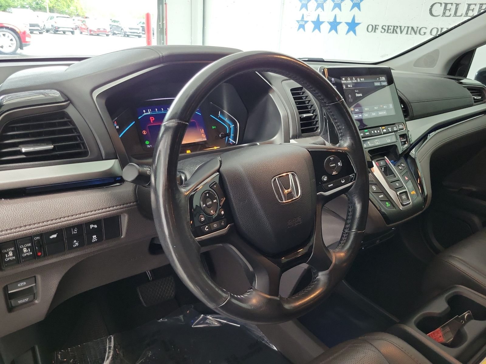 Used 2018  Honda Elite image 10