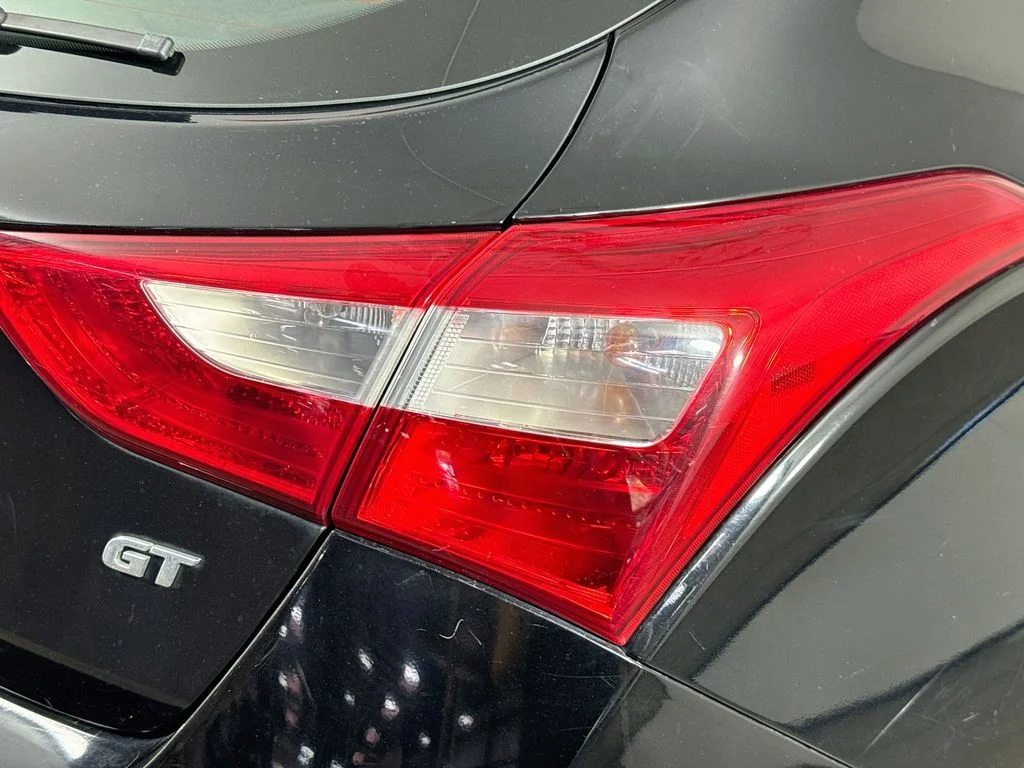 Used 2013 Black Hyundai Base image 29