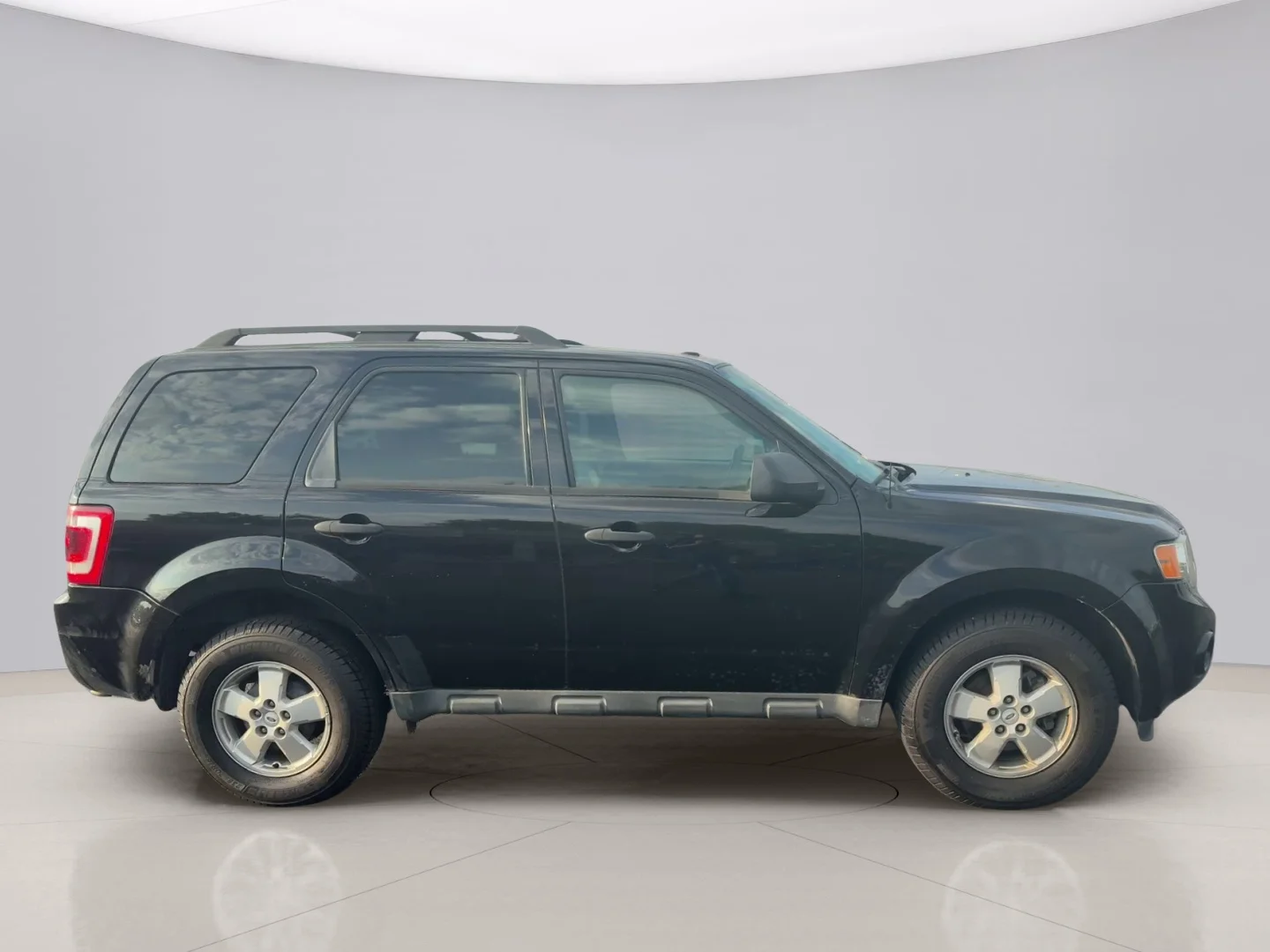 Used 2012 Black Ford XLT image 4