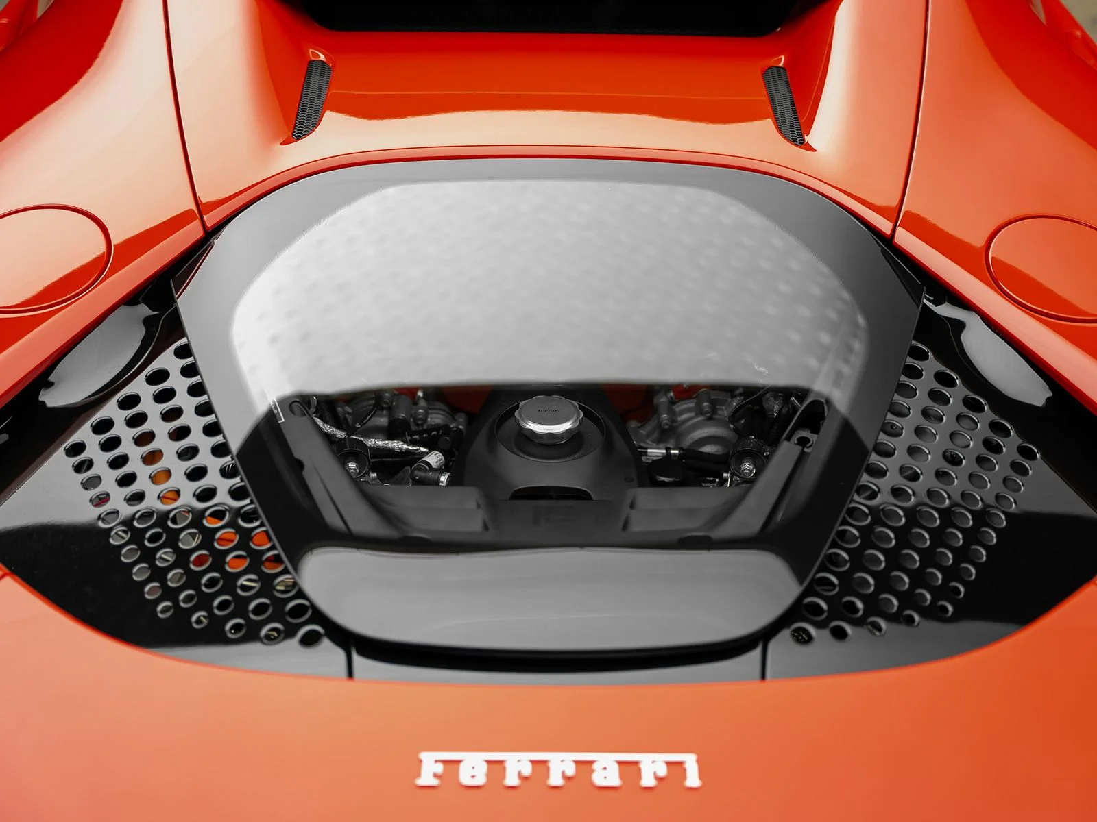 Used 2022 Red Ferrari Base image 25
