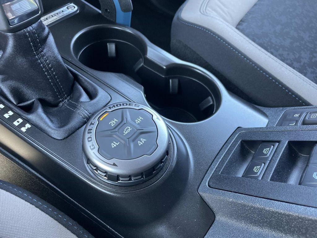 Used 2022 Black Ford Wildtrak image 31