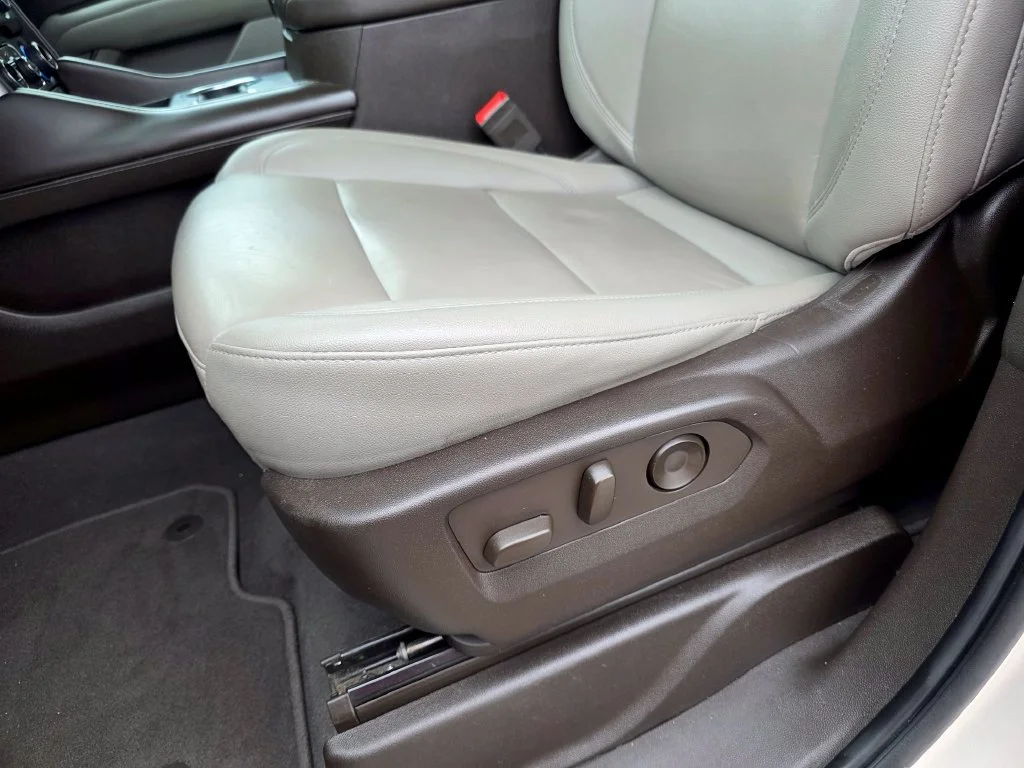 Used 2022 EMPIRE BEIGE METALLIC Chevrolet Z71 image 12