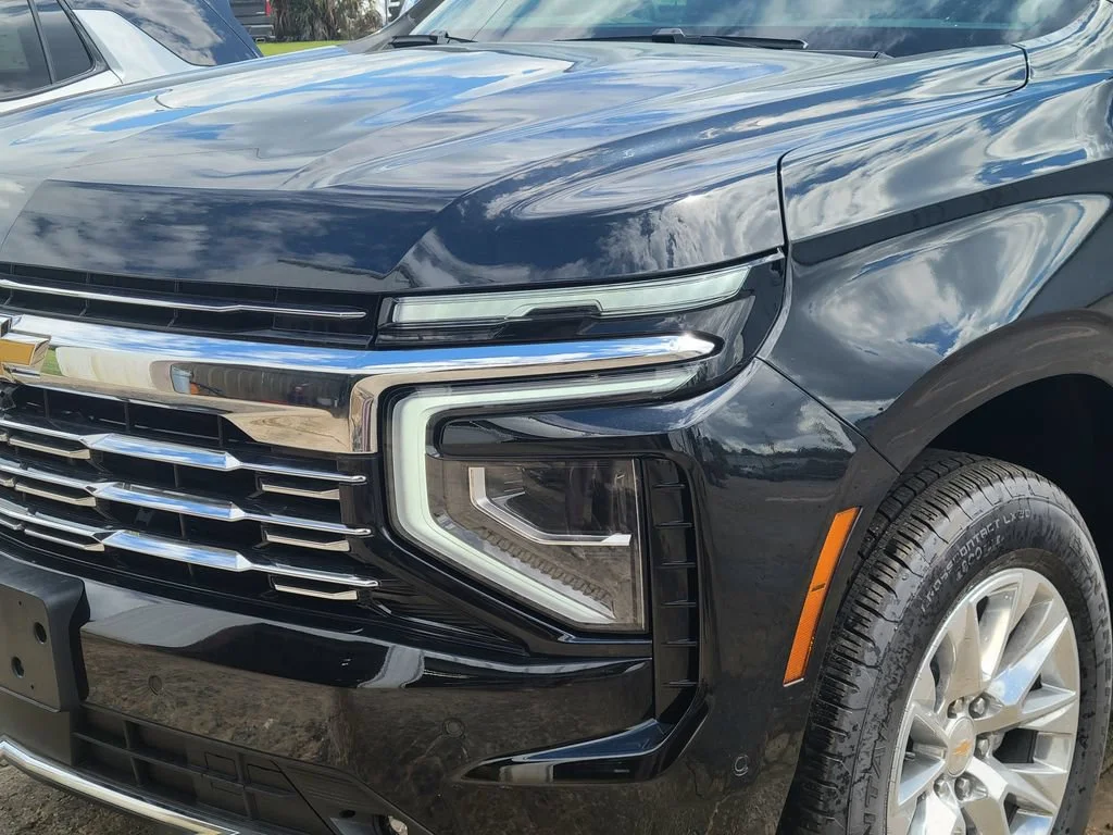 2026 Chevrolet Suburban Premier - Photo 10