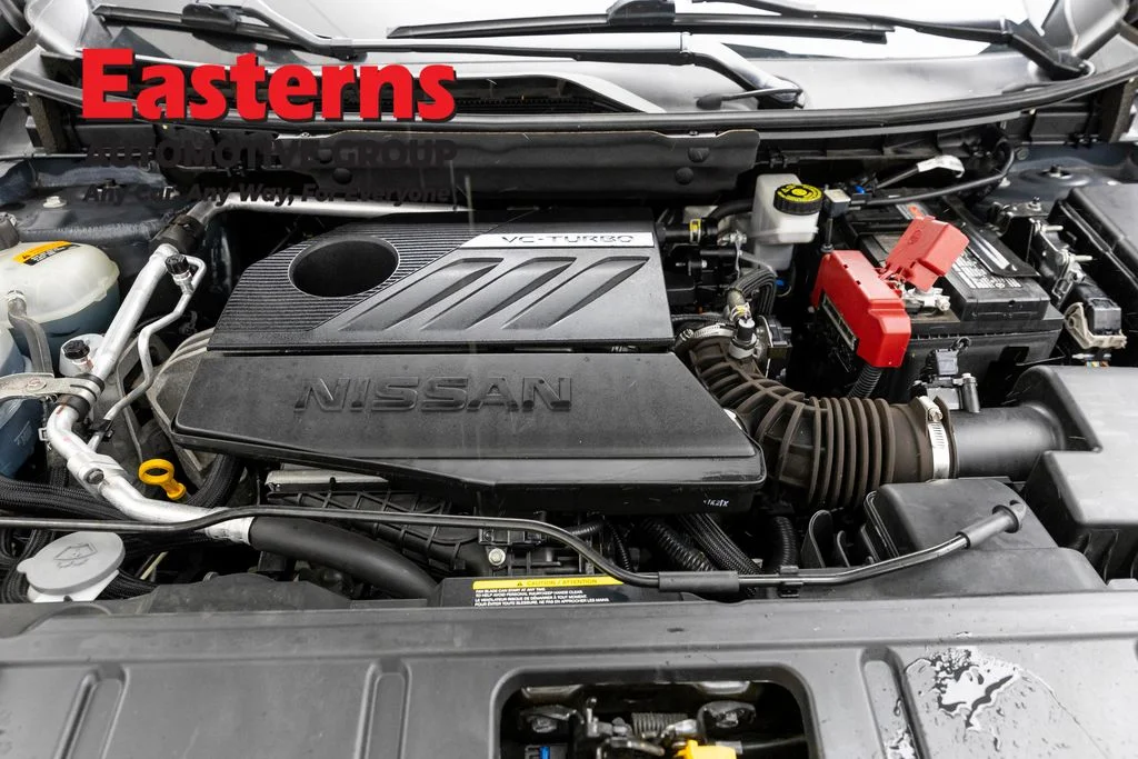 Used 2023 Gray Nissan S image 7
