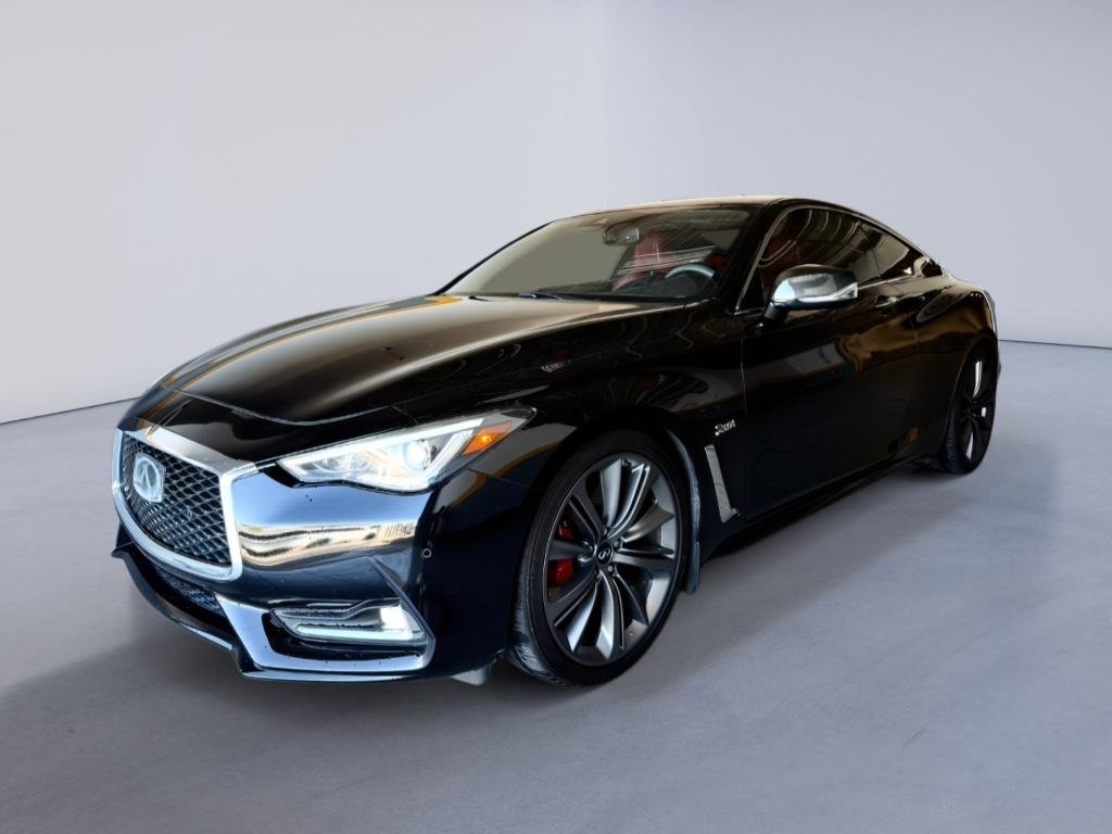 Used 2018 Black Obsidian INFINITI RED SPORT 400 image 1