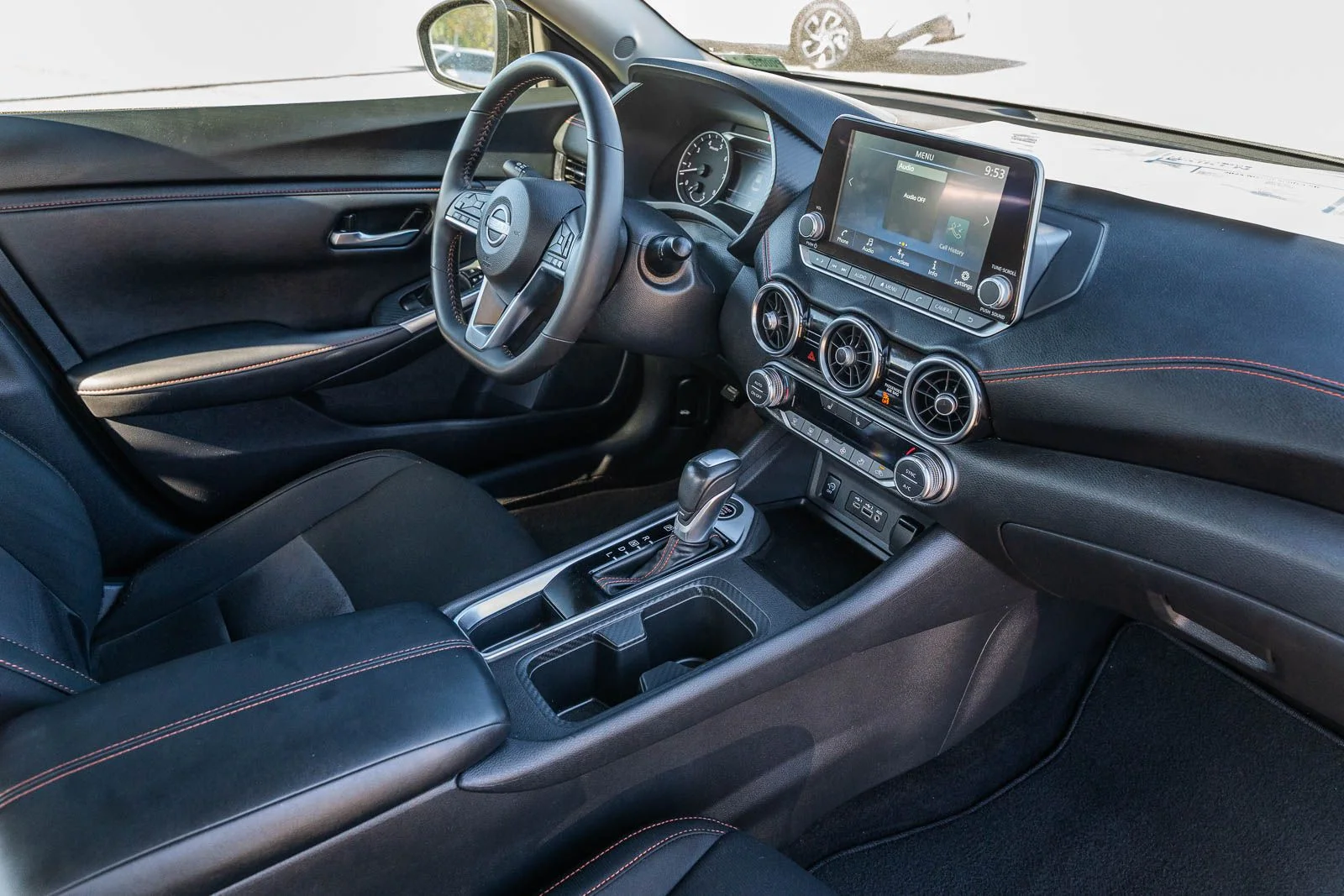 Used 2025 Black Nissan SR image 12
