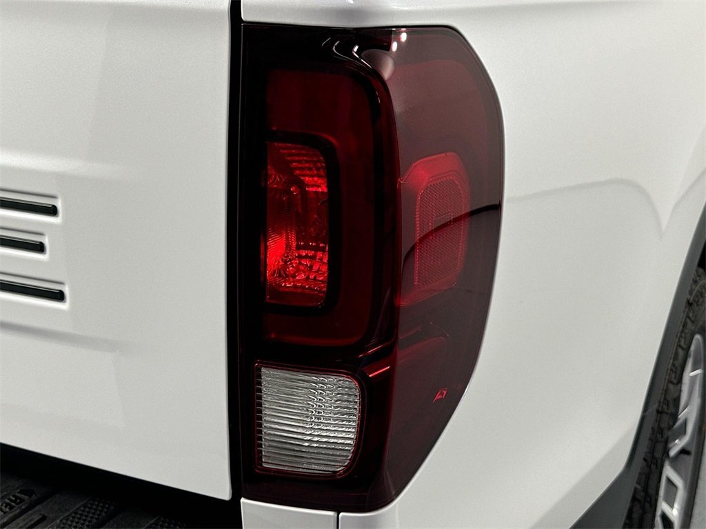 New 2026 Platinum White Pearl Honda RTL image 10
