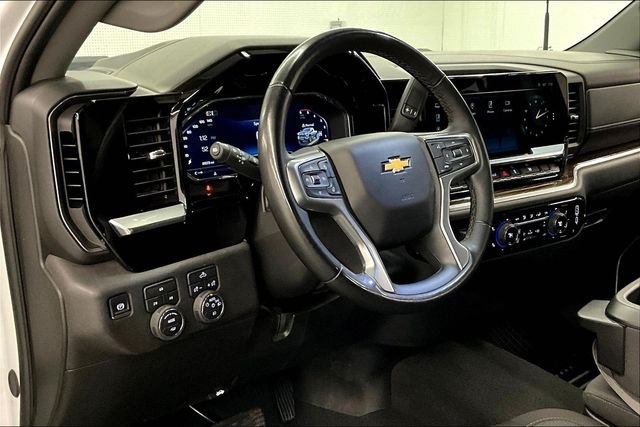 2025 Chevrolet Silverado 2500HD LT - Photo 16