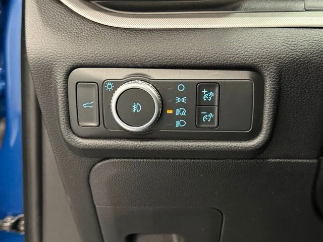 Used 2020 Blue Ford XLT image 13