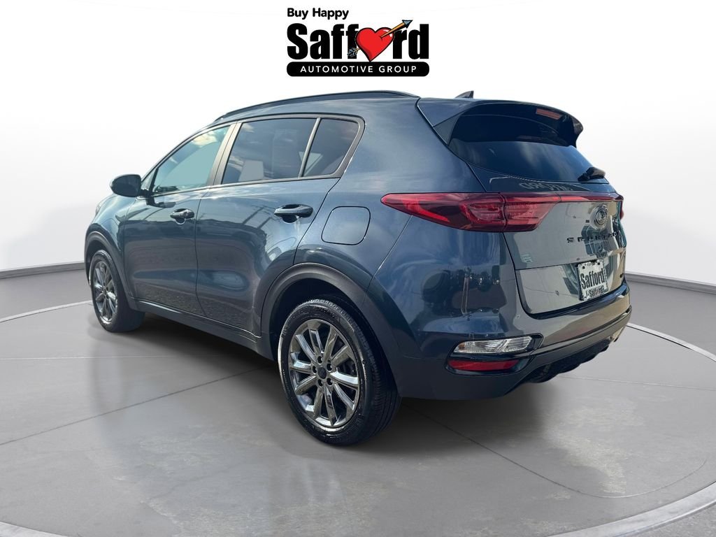 Used 2022 Blue Kia Nightfall image 8