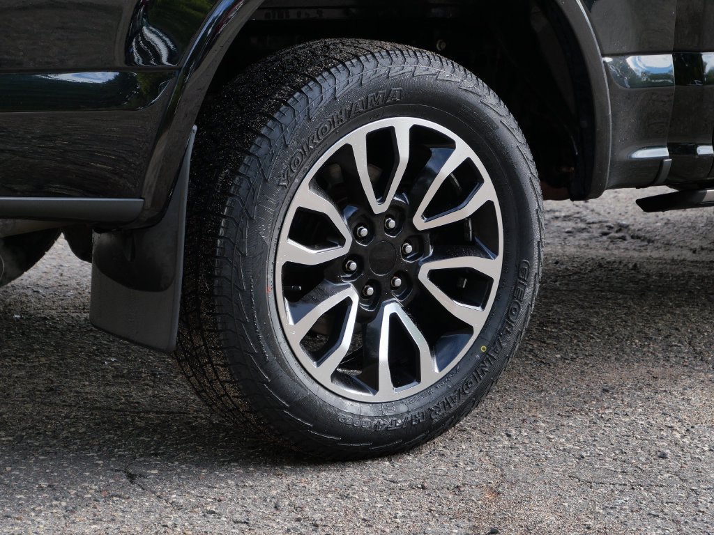 Used 2016 Black Ford Limited image 7
