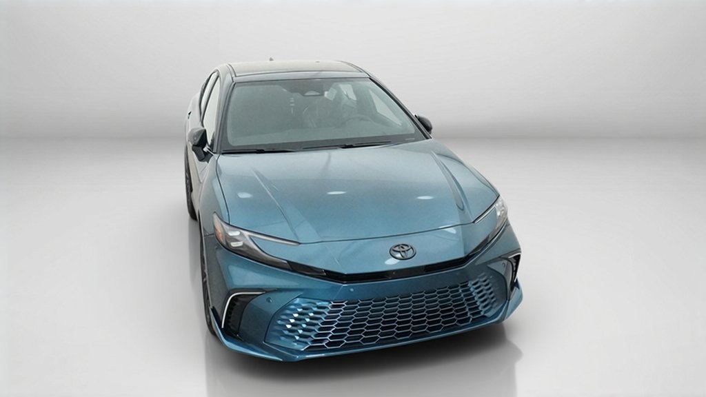 New 2026 Ocean Gem with Midnight Black Metallic roof Toyota XSE image 4